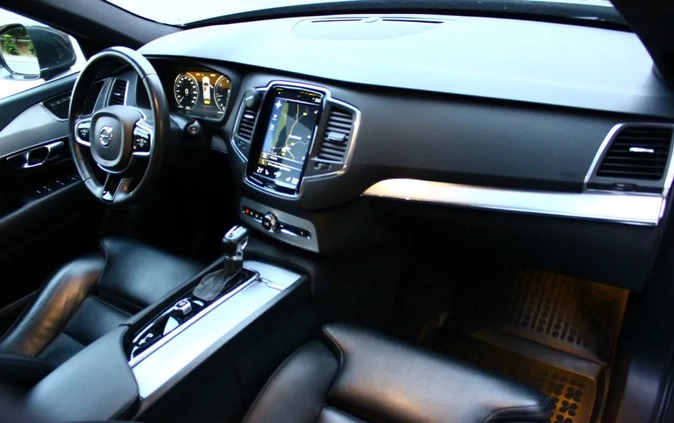 Volvo XC 90 cena 153000 przebieg: 140000, rok produkcji 2018 z Wyśmierzyce małe 631